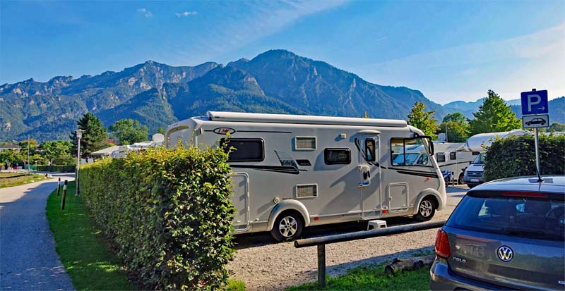 Wohnmobil-Stellplätze - Welche Möglichkeiten gibt es bei der Übernachtung mit dem Camper in Deutschland? 8 wohnmobil urlaub tipps infos