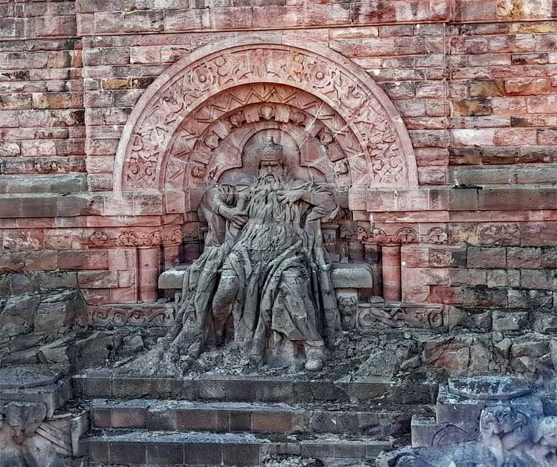 Kyffhäuser-Denkmal 12 kyffhäuser kaiser barbarossa denkmal rotbart