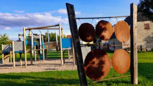 spielplatz eisweiher kemnath phantastischer karpfenweg rundweg kinder familie