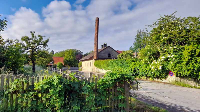 Wanderweg S3 in Scheinfeld 8 blick vom parkplatz zum schloss schwarzenberg scheinfeld