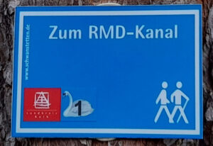 zum rmd kanal schwanstetten markierung wegweiser