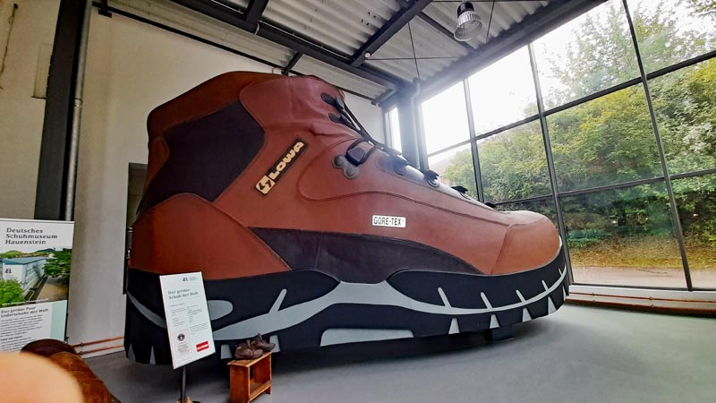 Hauensteiner Schusterpfad (Südwestpfalz) 7 deutsches schuhmuseum hauenstein wasgau pfalz