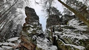 Kleine Felsenwanderung im Naturpark Steinwald 14 vogelfelsen winter kleine felsenwanderung pfaben oberpfalz steinwald