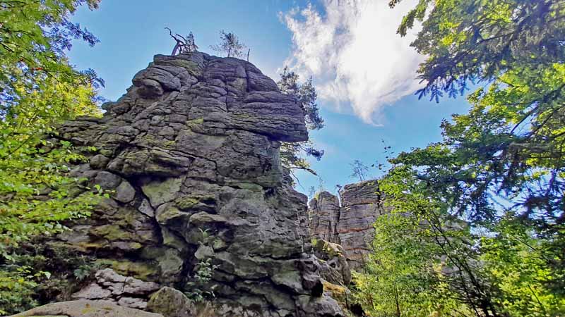 Kleine Felsenwanderung im Naturpark Steinwald 24 wandern oberpfalz steinwald kleine felsenwanderung