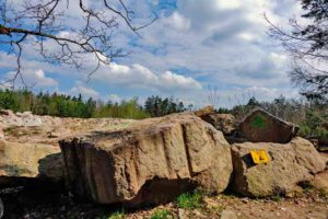 Vom Steinbruch Worzeldorf zum Alten Kanal 30 burgsandstein nürnberg worzeldorf steinbruch wandern