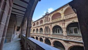 Vom Steinbruch Worzeldorf zum Alten Kanal 26 peller haus hof innenstadt altstadt nürnberg wandern ausflug