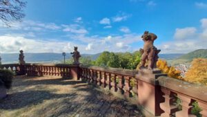 plateau jahreszeiten engel putten kloster engelberg grossheubach