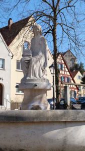 stilla brunnen marktplatz abenberg rundweg altstadt burg