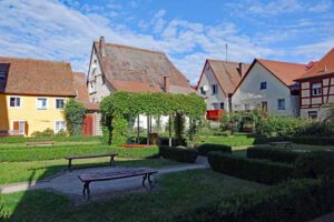 PARKS UND PRIVATE GÄRTEN 27 kloster garten weißenburg bayern mittelfranken park