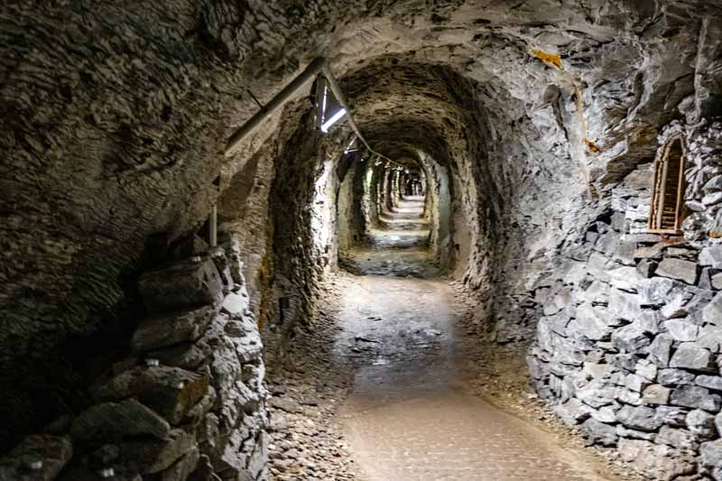 Barbarossahöhle - Kyffhäuser 25 eingang stollen barbarossa höhle thüringen rottleben kyffhäuser