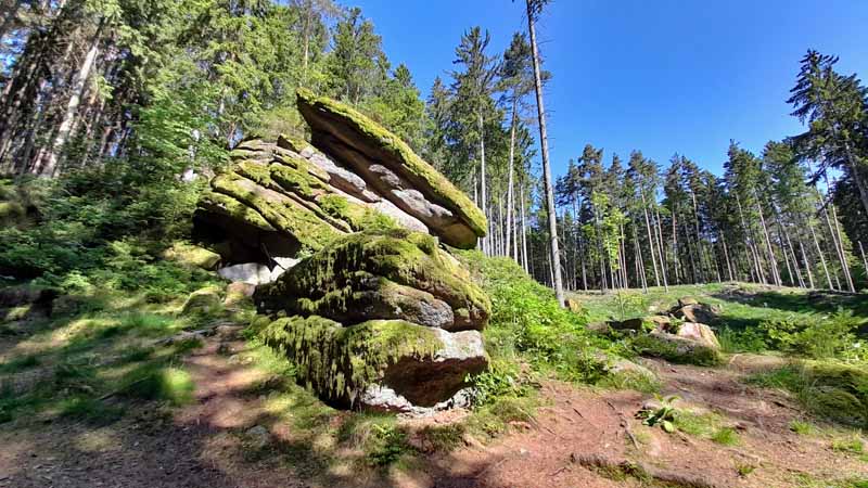 Die schönsten Geotope in der Oberpfalz - Teil 4 13 teufelsküche tirschenreuth felsen geotop oberpfalz wandern